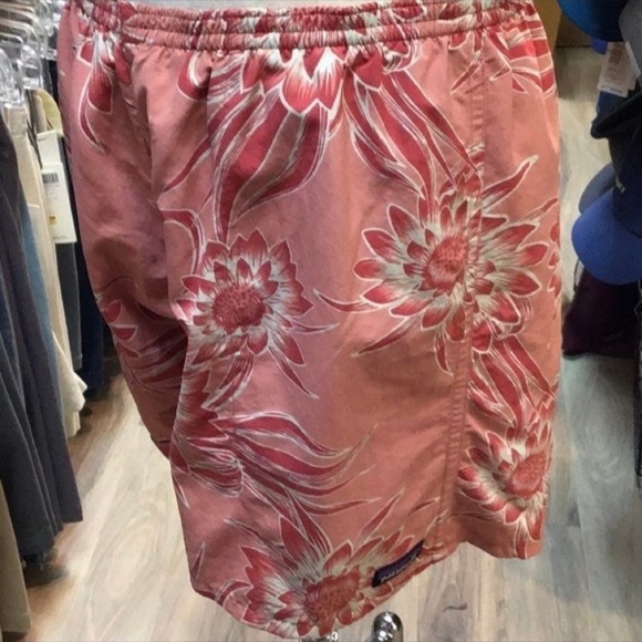 Patagonia baggies - Picture 2 of 3